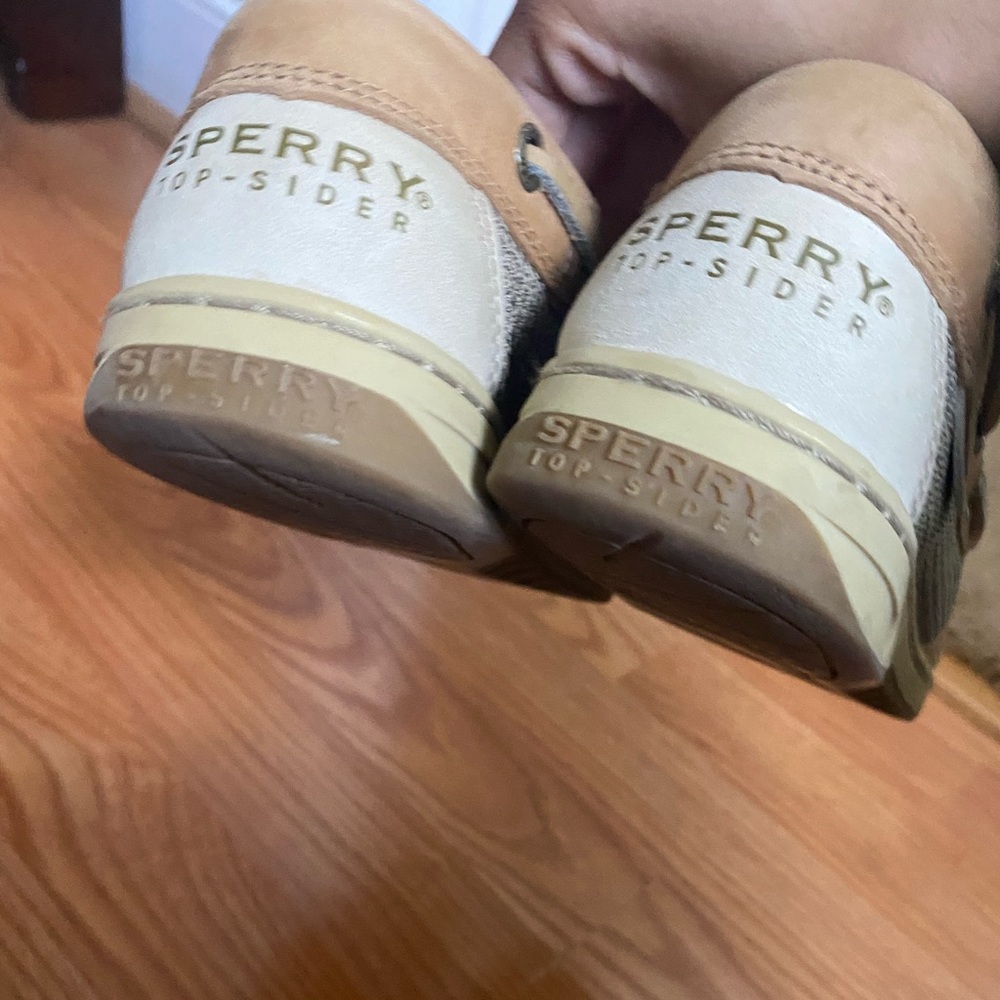 Sperry topsider